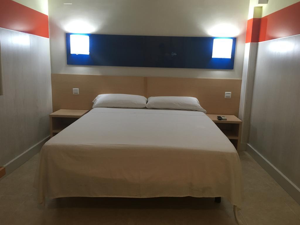 Hostal Ducal Gandia Luaran gambar
